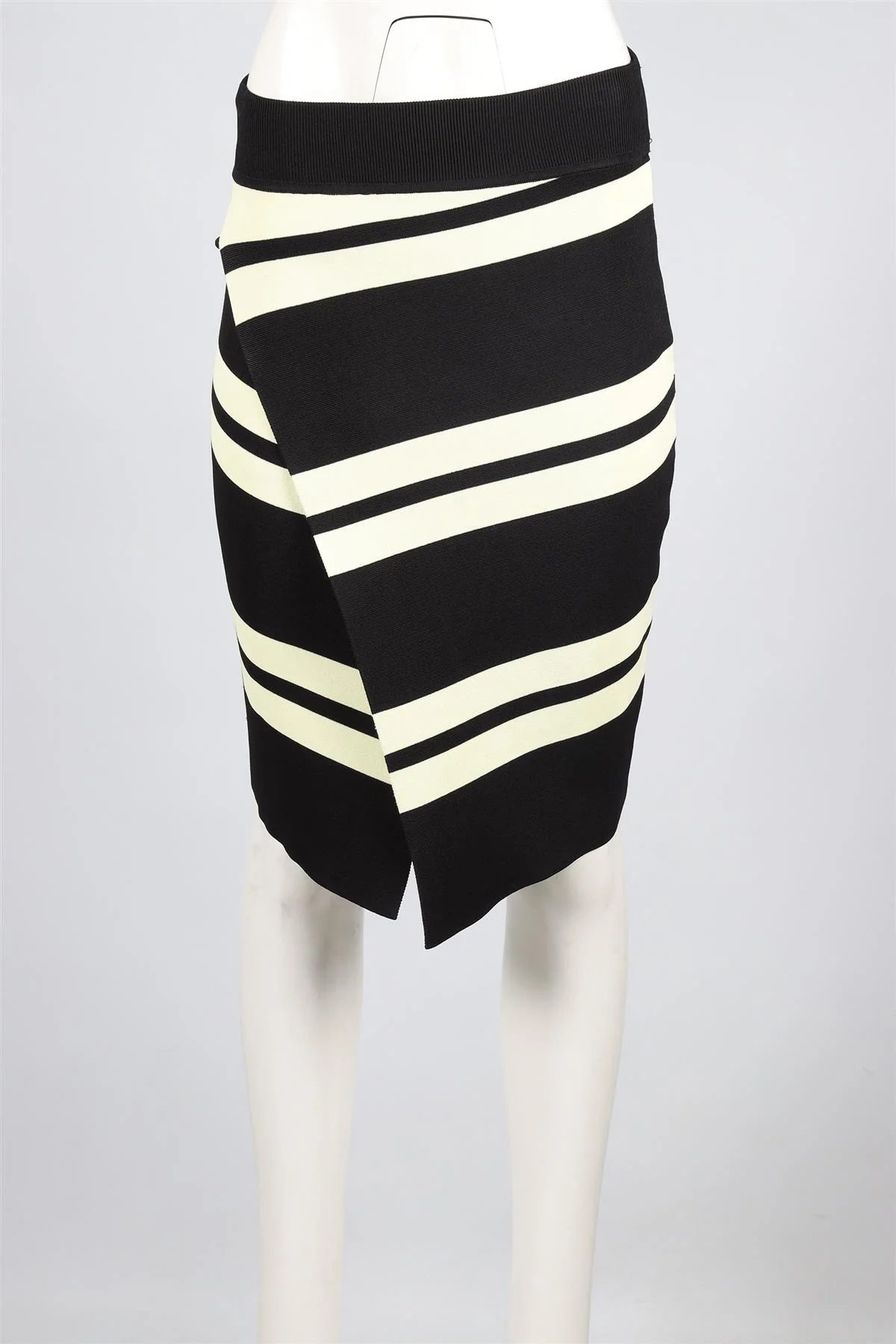 A.L.C. BLACK KNIT MINI SKIRT XSMALL - Image 2