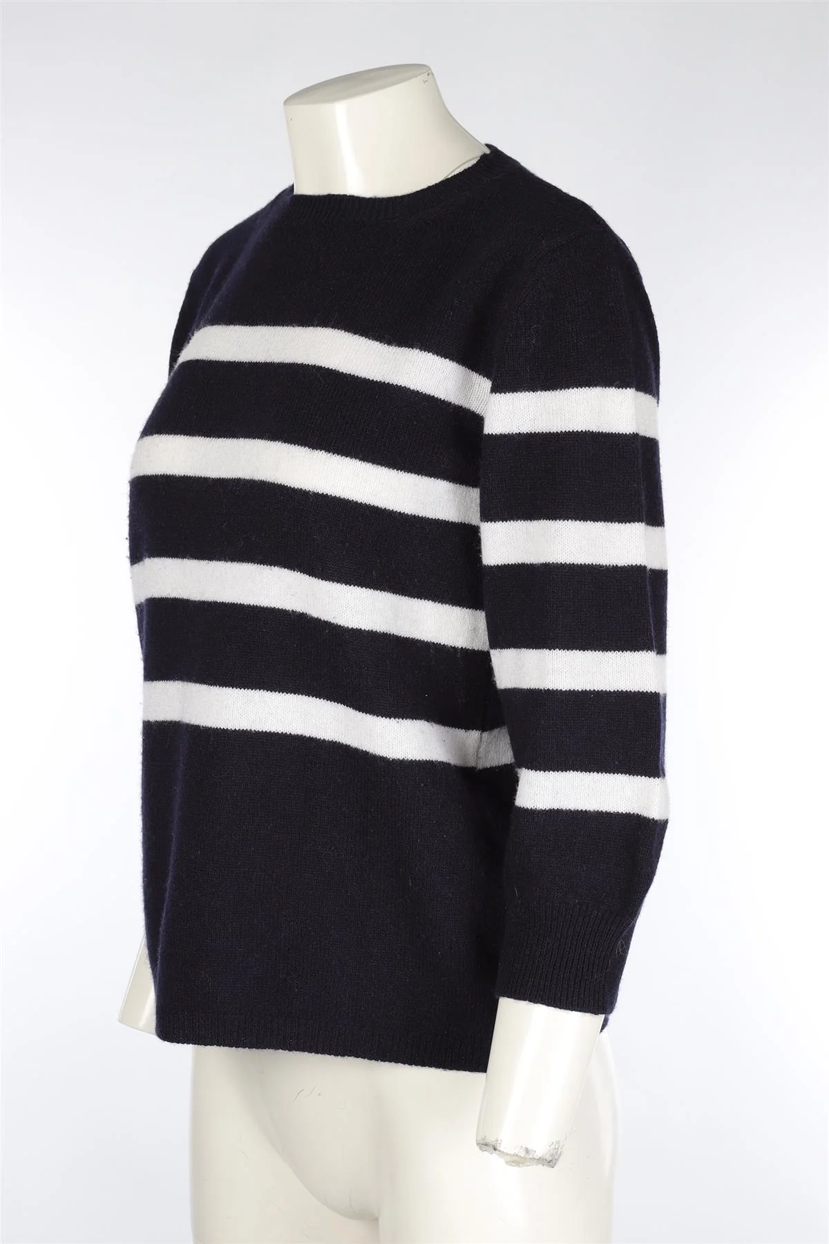 A.P.C. NAVY WOOL SWEATER SMALL - Image 3