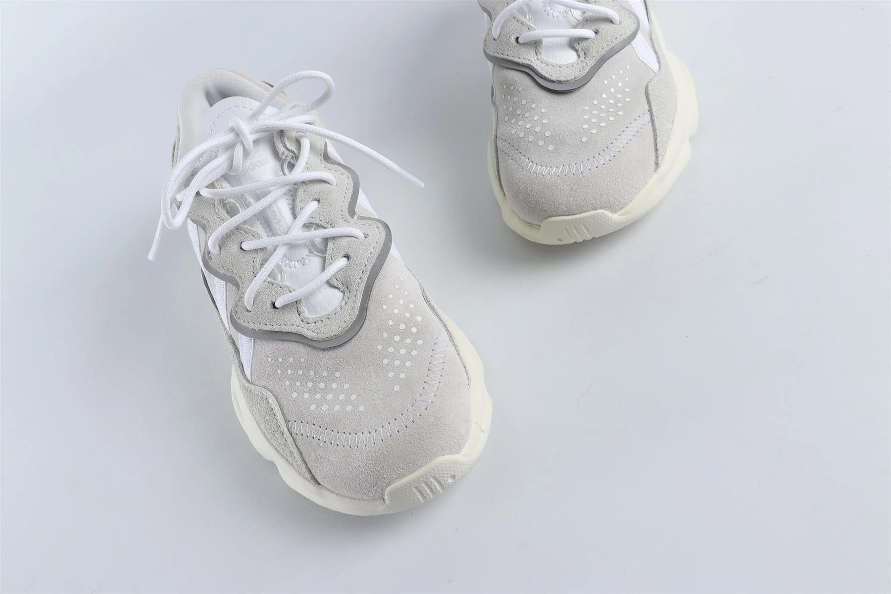 ADIDAS GREY KIDS BOYS SNEAKERS EU 32 UK 13.5 US 1 - Image 4