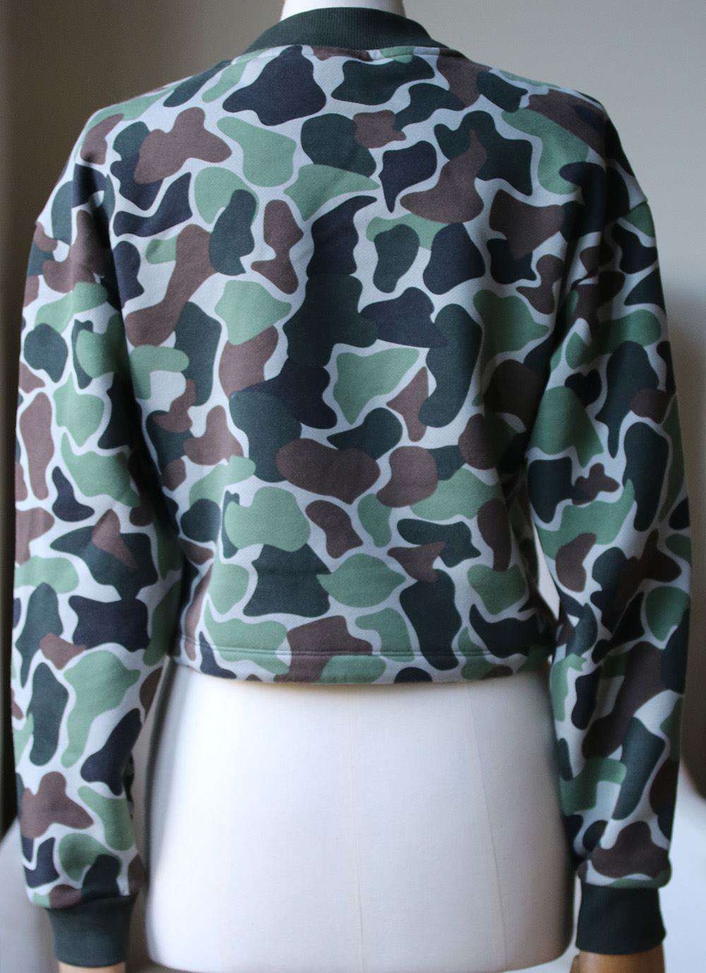 ADIDAS ORIGINALS CAMO PRINT DRAWSTRING CROP SWEATER UK 8 - Image 5