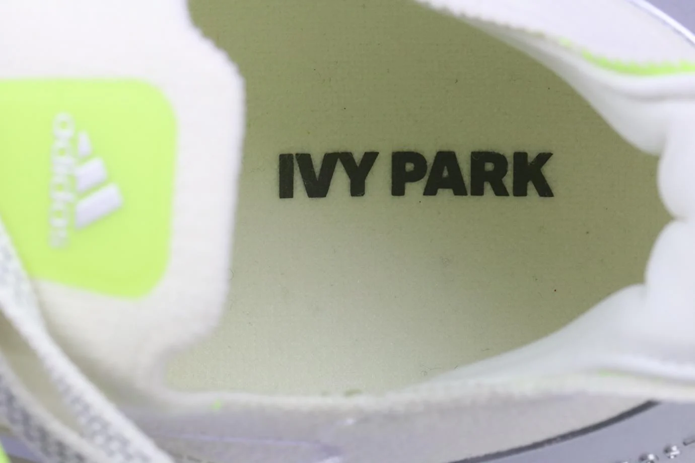 ADIDAS ORIGINALS + IVY PARK ULTRABOOST KNIT SNEAKERS EU 39 ⅓ UK 6 US 6.5 - Image 7