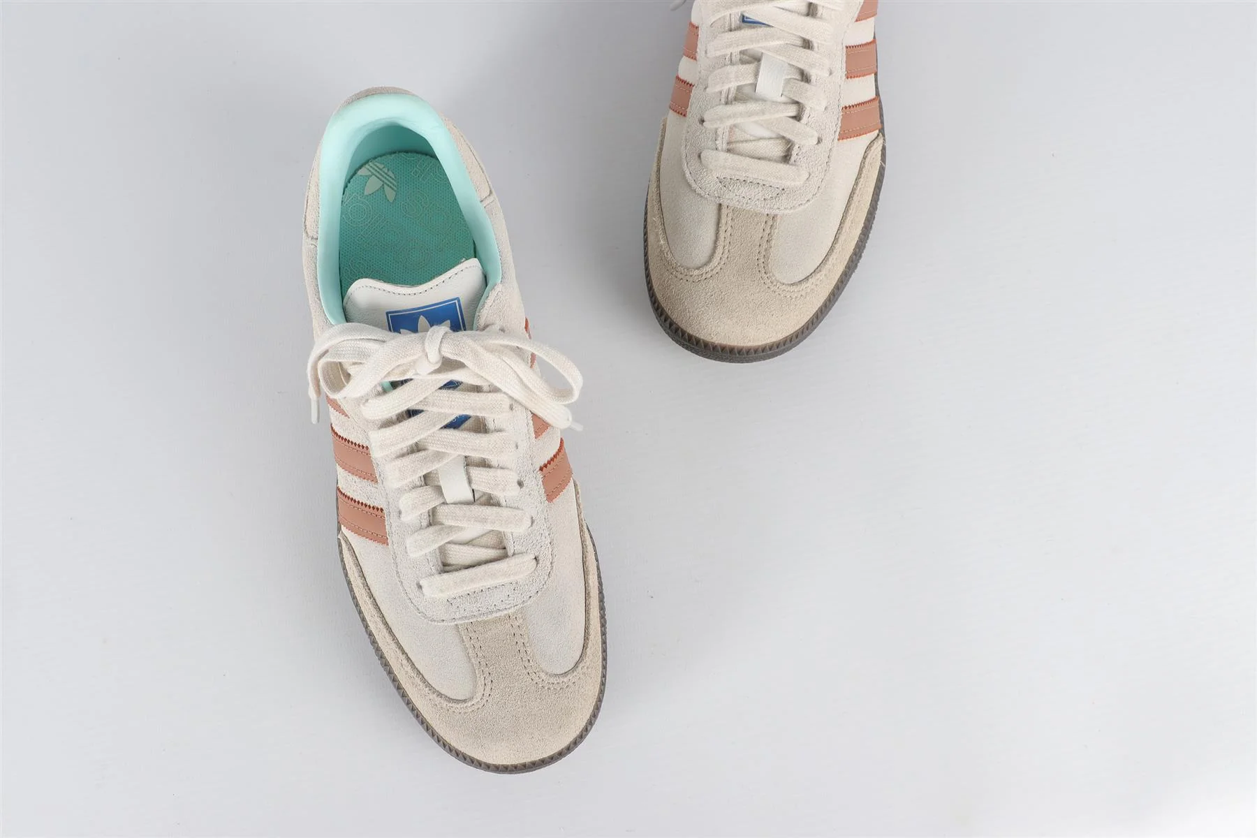 ADIDAS ORIGINALS SAMBA CRYSTAL WHITE/CLAY STRATA/GUM SUEDE SNEAKERS EU 39  ⅓ UK 6 US 6.5 - Image 4