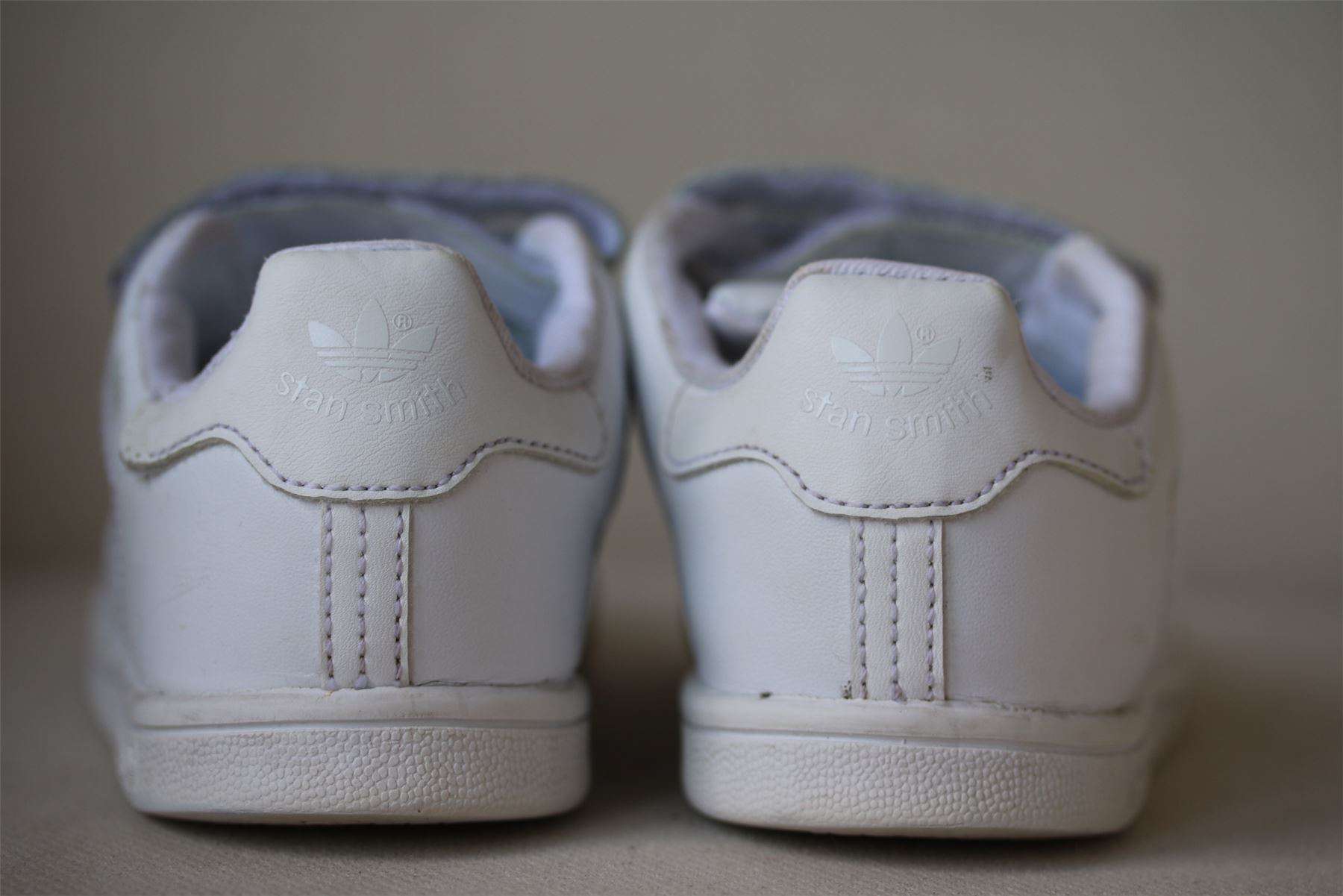ADIDAS ORIGINALS STAN SMITH KIDS WHITE TRAINERS EU 27 UK 9.5 - Image 3