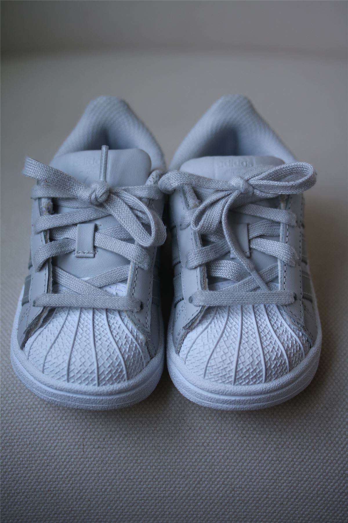 ADIDAS ORIGINALS SUPERSTAR KIDS GREY TRAINERS EU 23 UK 6 - Image 2