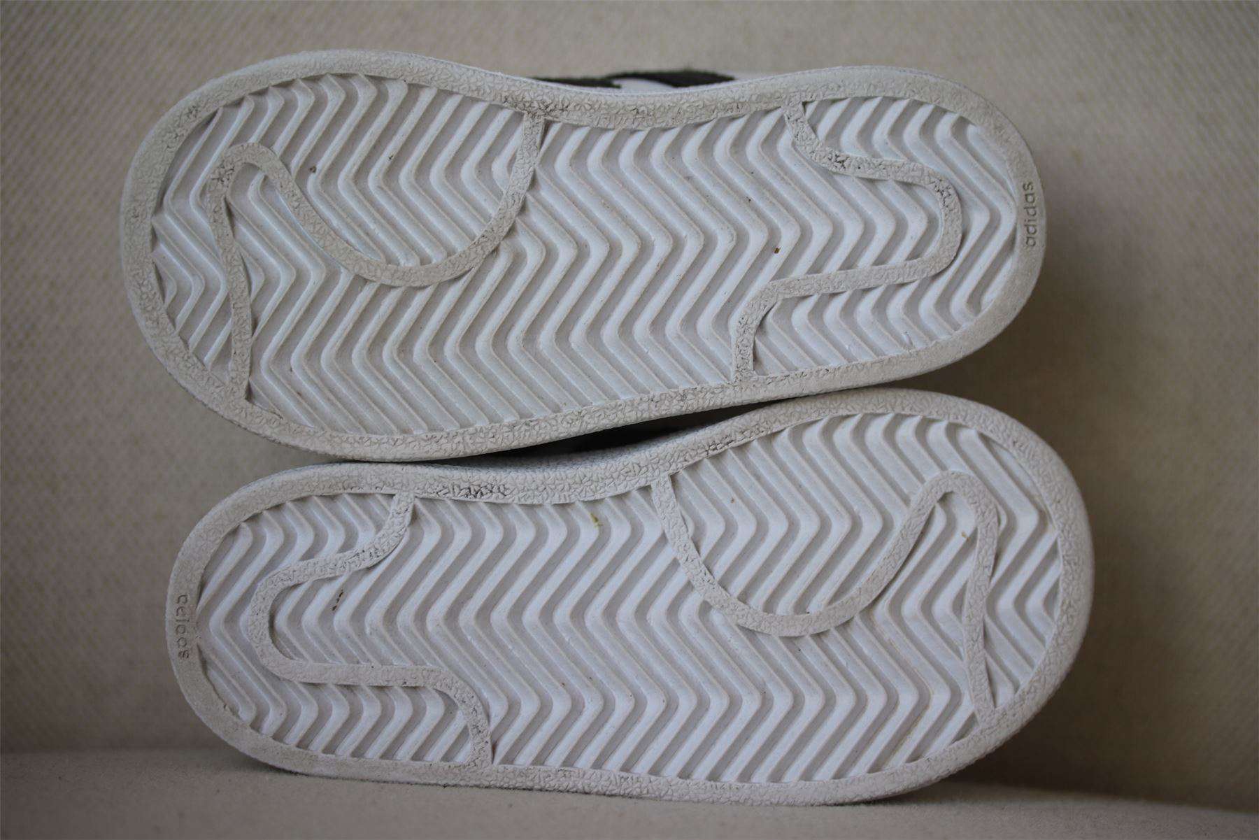 ADIDAS ORIGINALS SUPERSTAR KIDS WHITE TRAINERS EU 20 UK 4 - Image 4