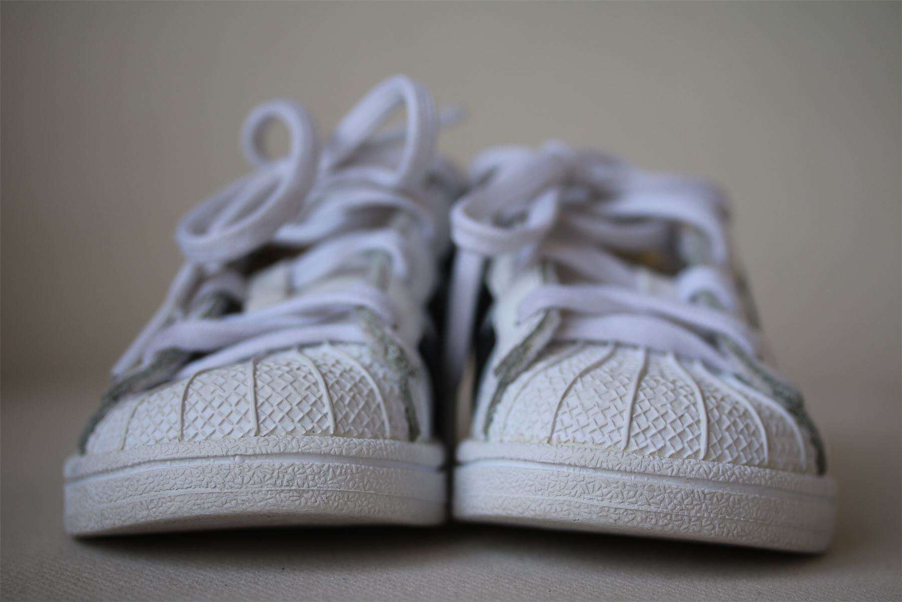 ADIDAS ORIGINALS SUPERSTAR KIDS WHITE TRAINERS EU 23 UK 6 - Image 2