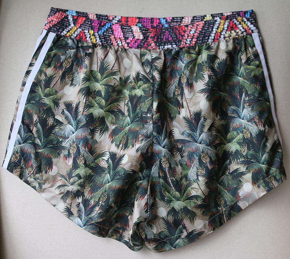 ADIDAS ORIGINALS X FARM MULTI PRINT SHORTS UK 10 - Image 4