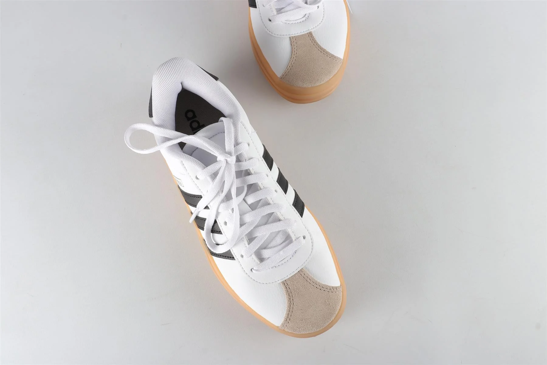 ADIDAS WHITE LEATHER SNEAKERS EU 36 2/3 UK 4 US 4.5 - Image 4