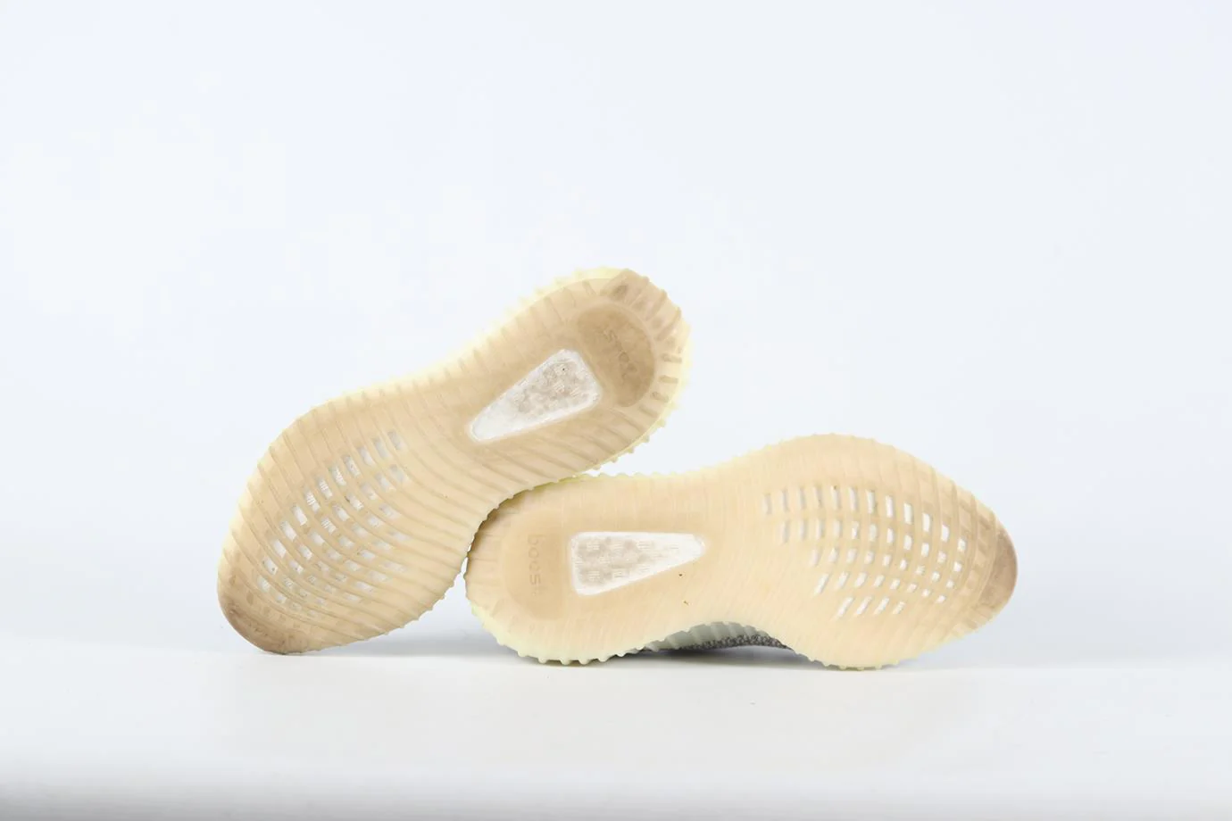 ADIDAS X YEEZY 350 SNEAKERS UK 6 EU 39 US 9 - Image 5