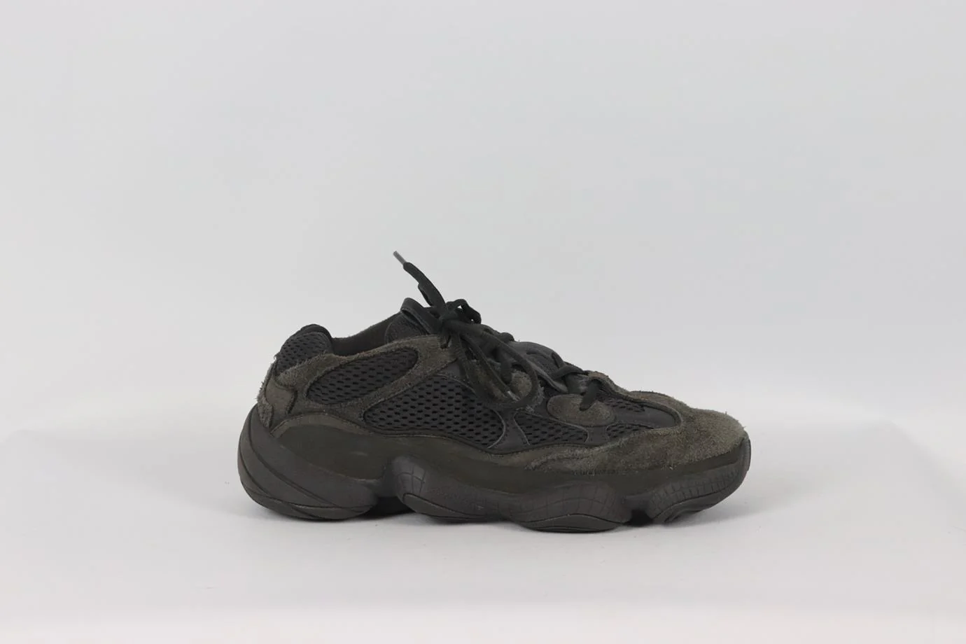 ADIDAS YEEZY 500 SUEDE AND MESH SNEAKERS EU 42 UK 8 US 8.5 - Image 2