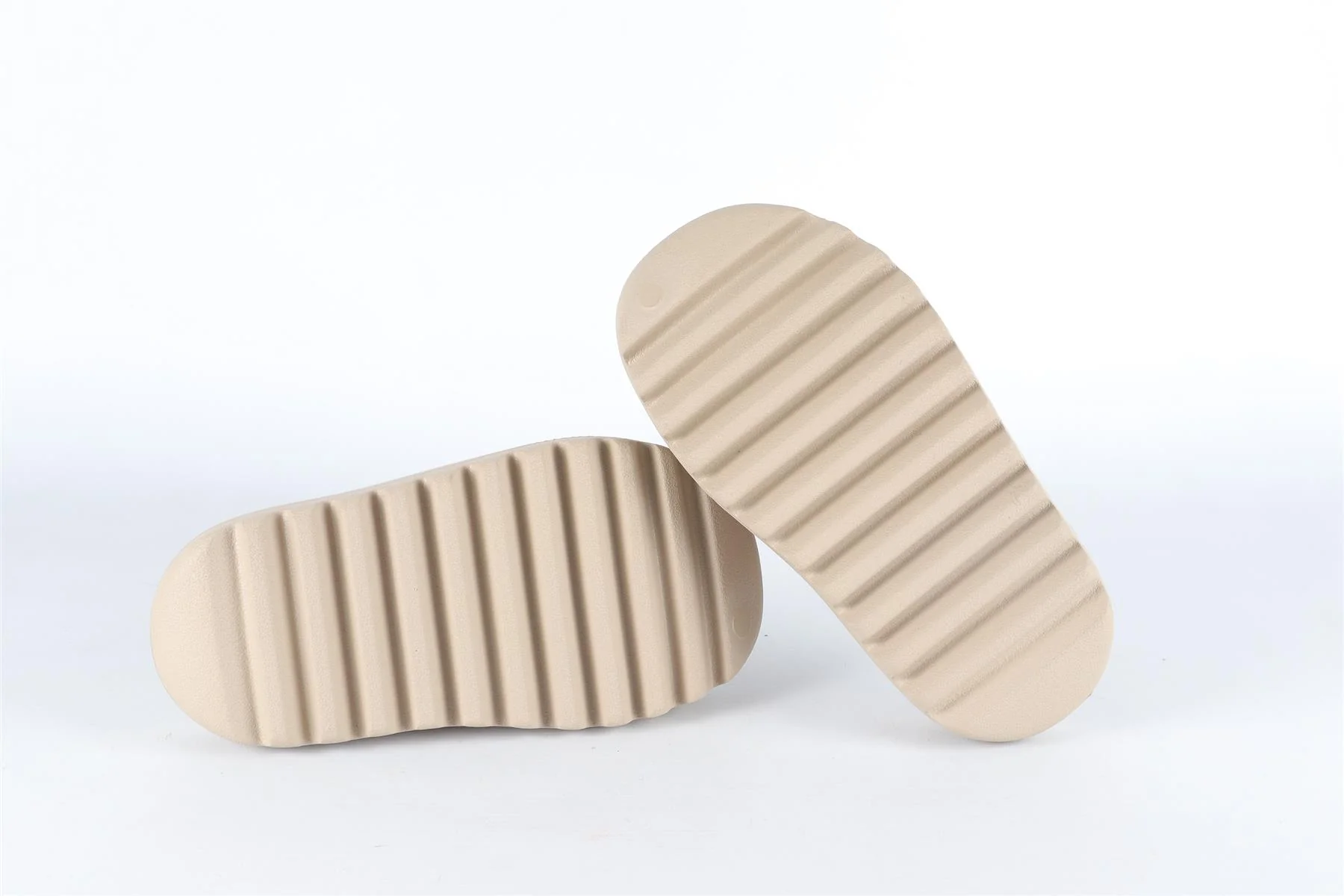 ADIDAS YEEZY BEIGE KIDS GIRLS RUBBER SLIDES EU 33 UK 1 US 2 - Image 6
