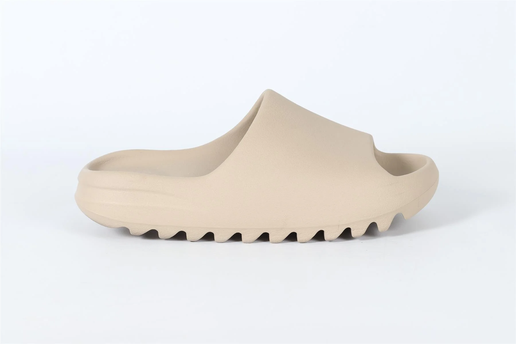 ADIDAS YEEZY BEIGE RUBBER SLIDES US 6 EU 37.5 UK 4.5 - Image 2
