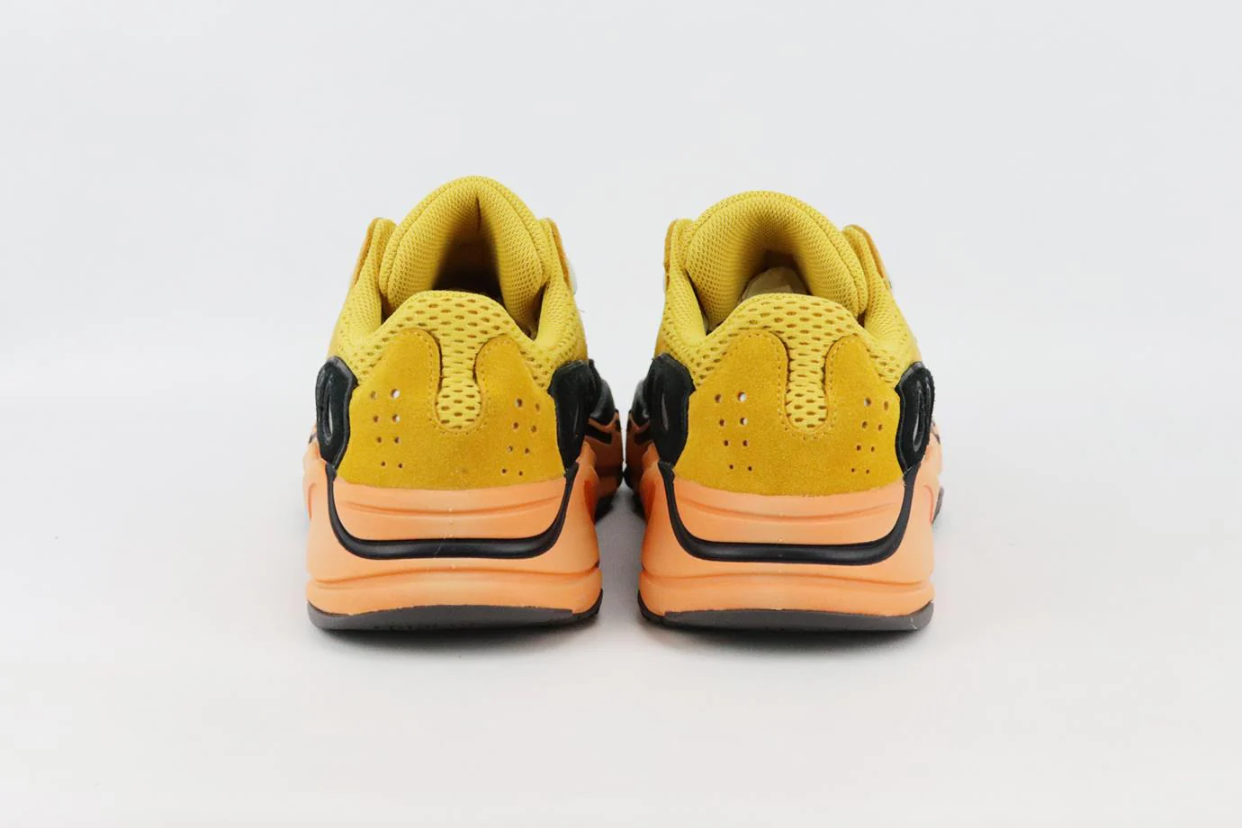 ADIDAS YEEZY BOOST 700 V1 MESH AND SUEDE SNEAKERS EU 40 UK 6.5 US 7 - Image 4