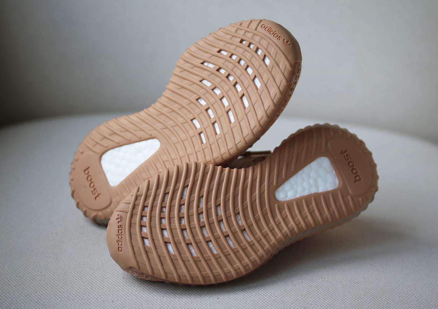 ADIDAS YEEZY KIDS BOOST 350 V2 CLAY SNEAKERS EU 28.5 UK 10.5 - Image 5