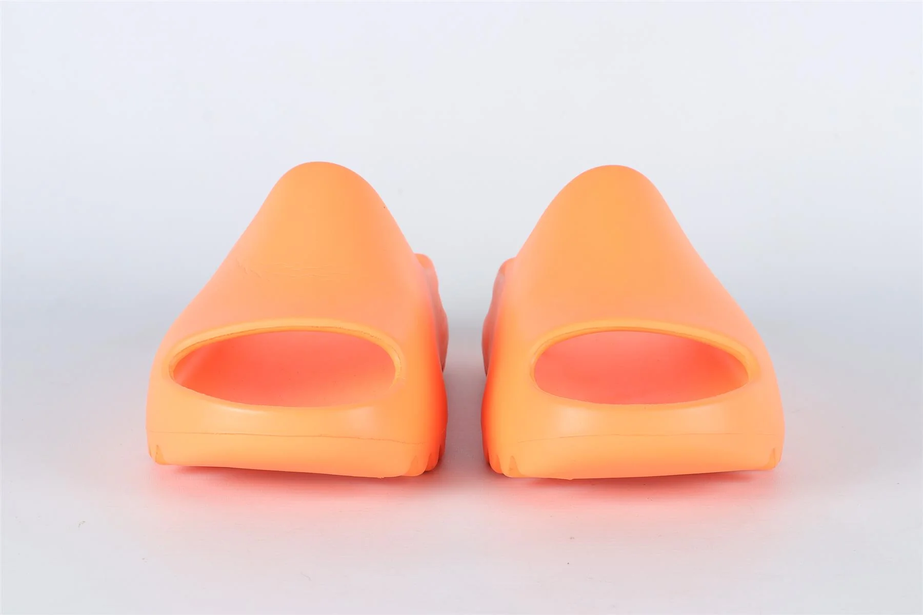 ADIDAS YEEZY ORANGE KIDS GIRLS RUBBER SLIDES EU 33 UK 1 US 1 - Image 3