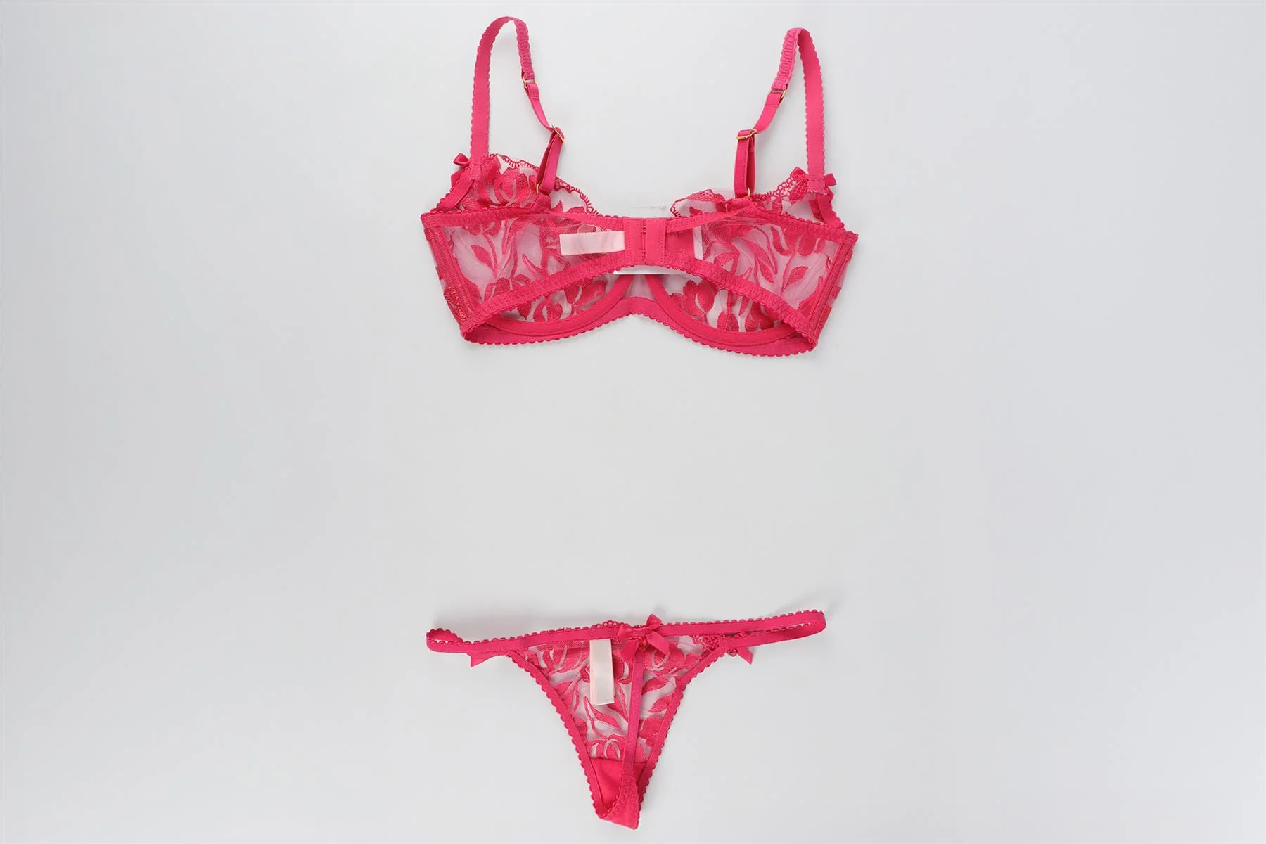 AGENT PROVOCATEUR PINK BRA AND THONG SET UK 34 DD/2 - Image 5