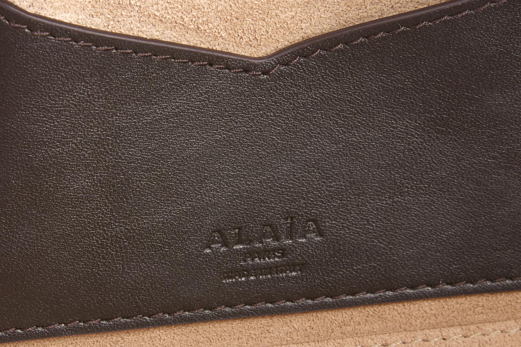 ALAÏA BLACK LE TECKEL SMALL CALF HAIR SHOULDER BAG - Image 9