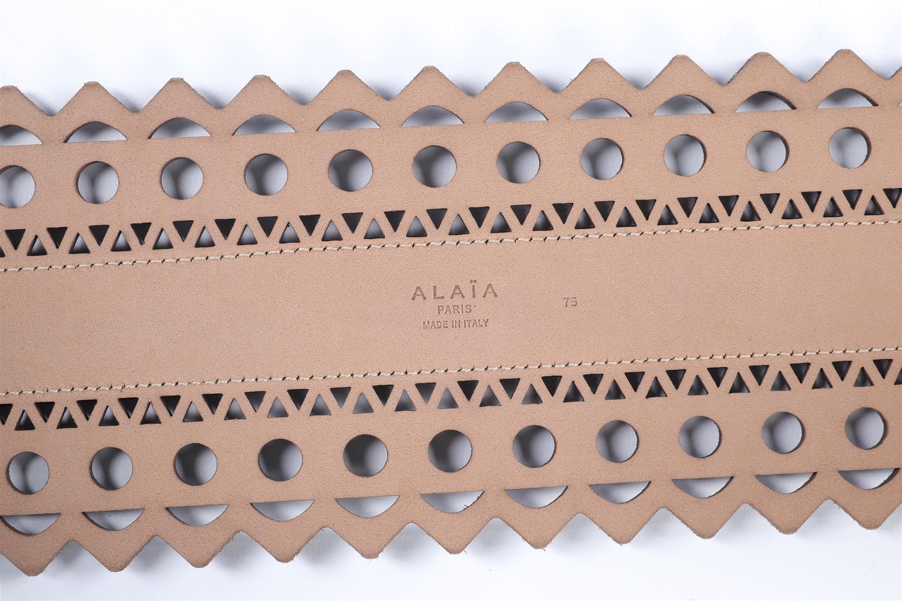ALAÏA BLACK LEATHER WAIST BELT 75 CM - Image 6