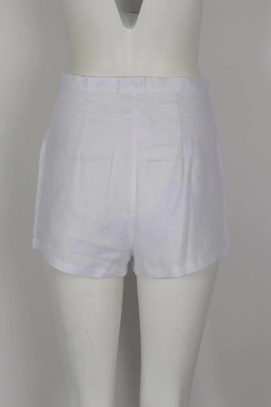 ALBUS LUMEN LINEN SHORTS UK 6 - Image 4