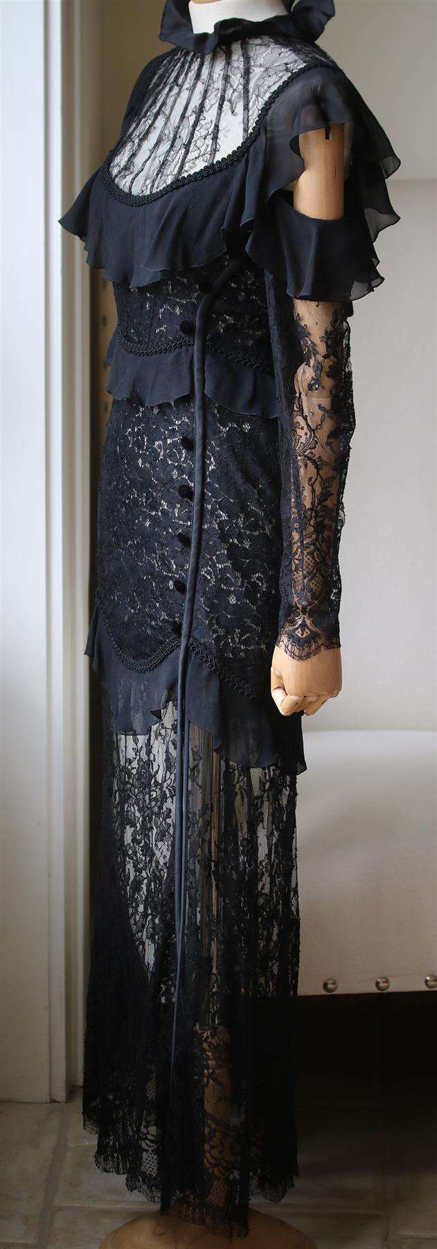 ALESSANDRA RICH CUTOUT RUFFLED CHANTILLY LACE GOWN IT 40 UK 8 - Image 3