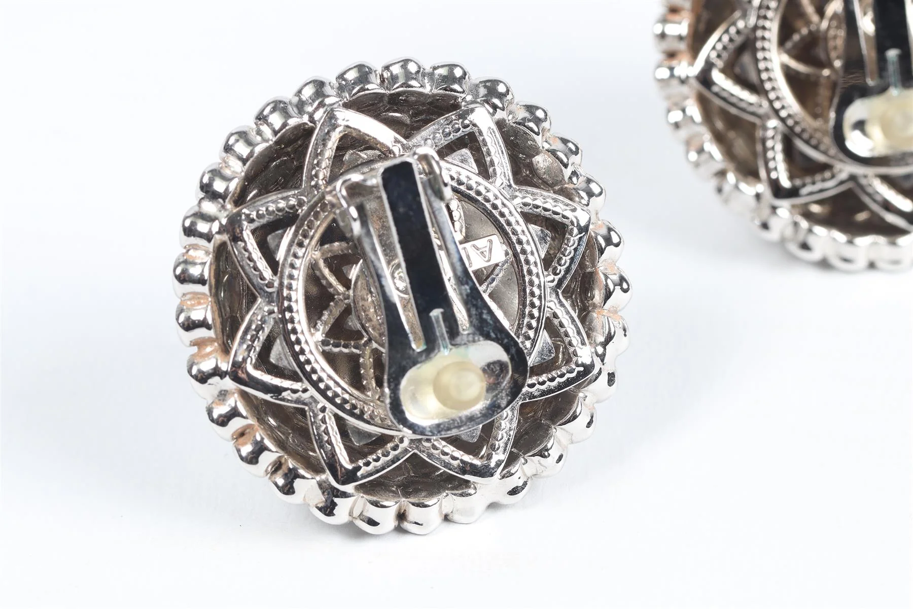ALESSANDRA RICH SILVER TONE AND FAUX PEARL CLIP EARRINGS - Image 6