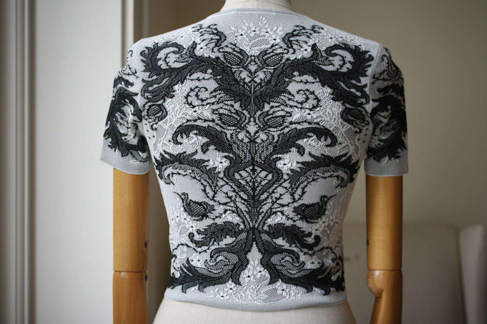 ALEXANDER MCQUEEN BAROQUE SPINE LACE CROP TOP SMALL - Image 4