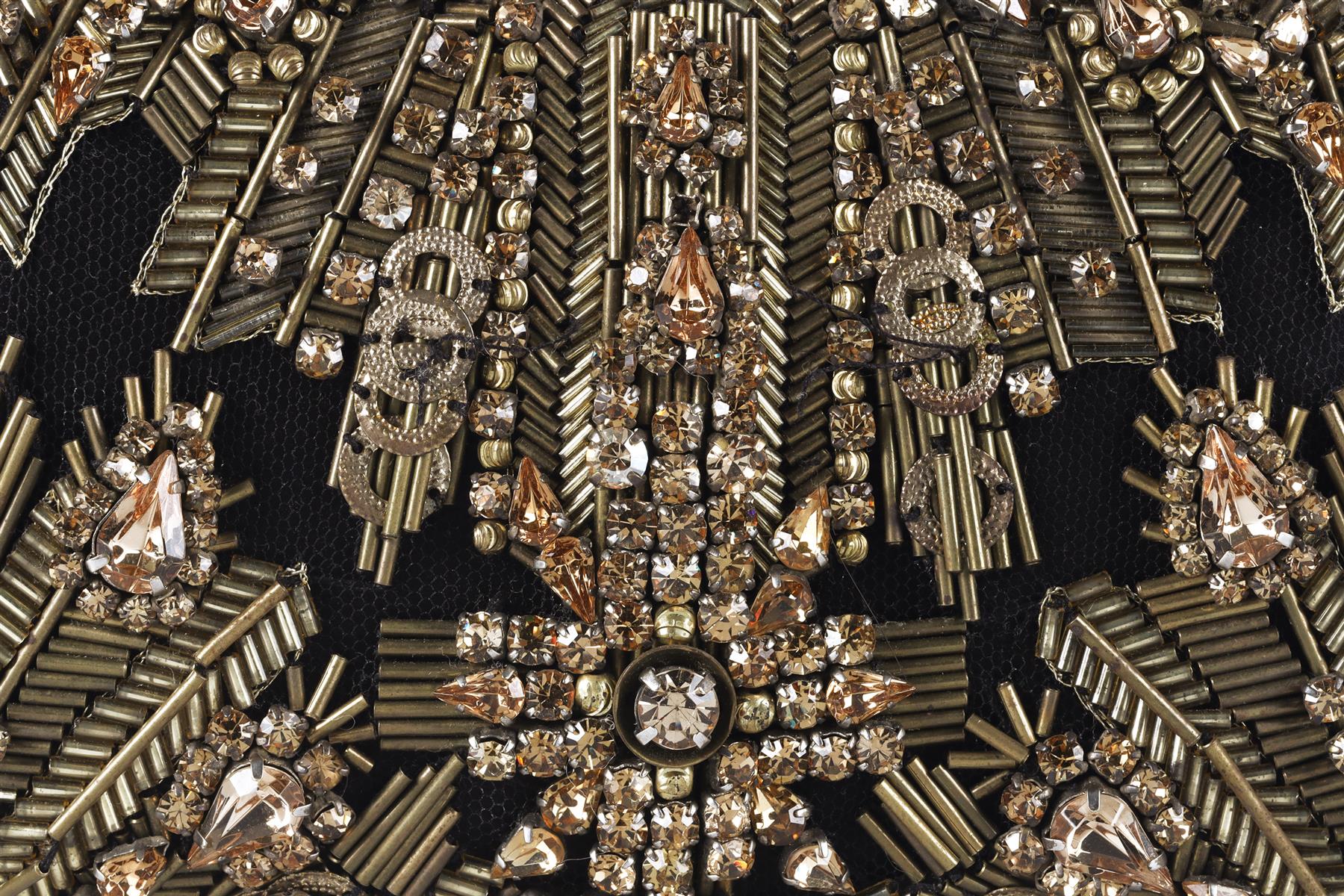 ALEXANDER MCQUEEN GOLD SKULL CRYSTAL AND SATIN CLUTCH - Image 8