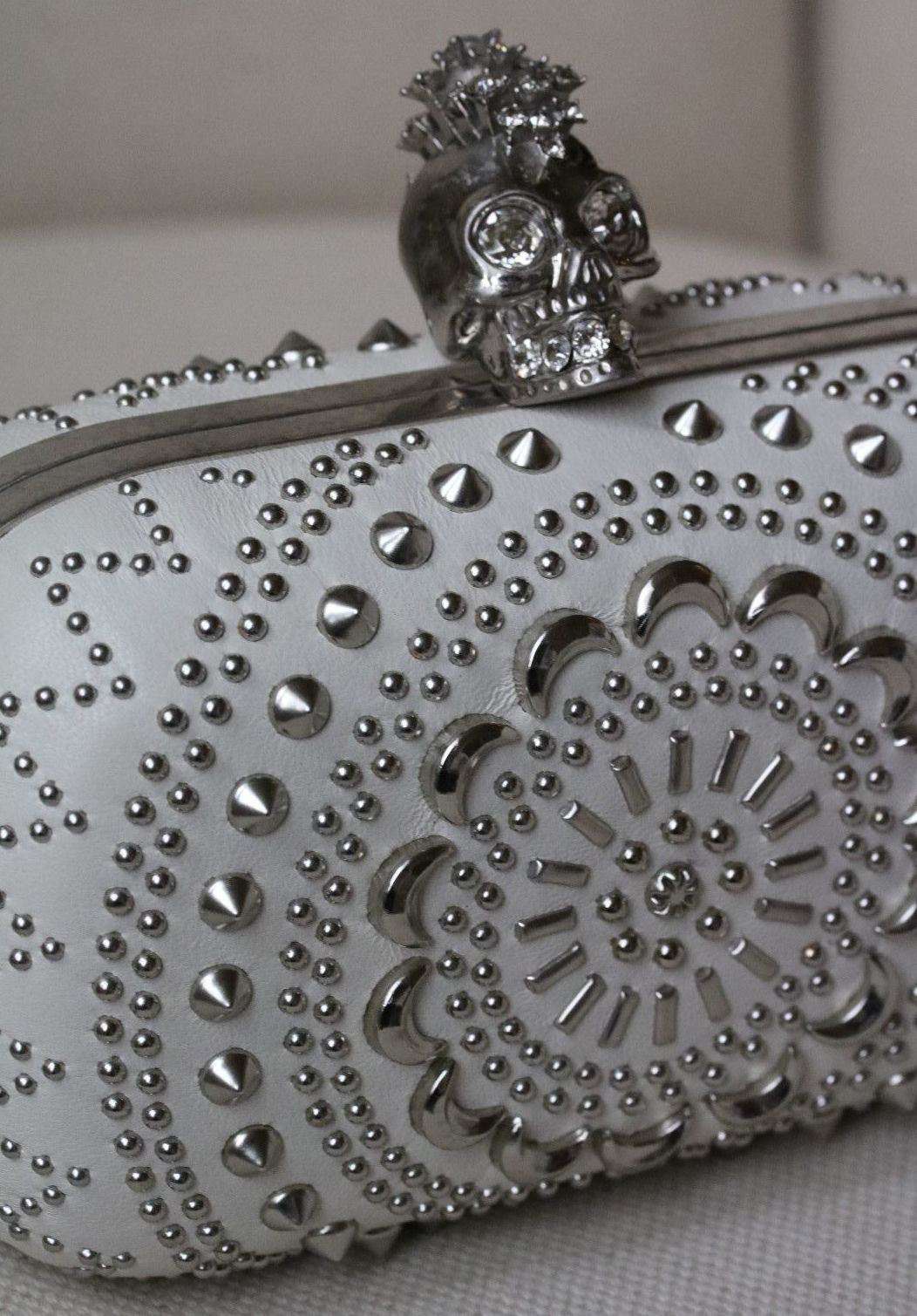ALEXANDER MCQUEEN NAPPA LEATHER SKULL BOX CLUTCH - Image 3