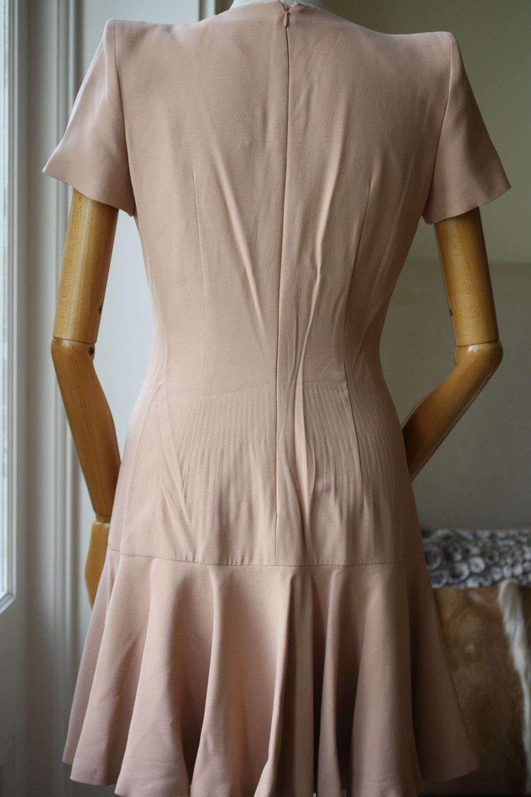 ALEXANDER MCQUEEN NUDE CREPE DRESS SMALL - Image 4
