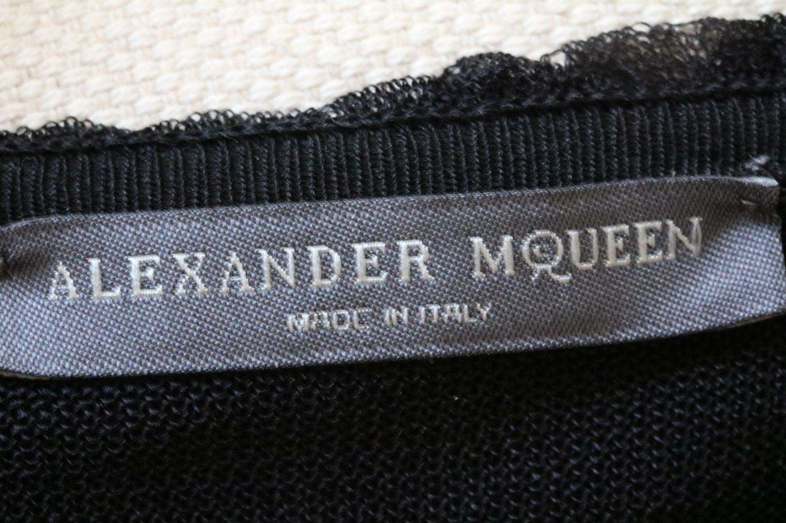 ALEXANDER MCQUEEN OFF-THE-SHOULDER RUFFLED KNITTED DRESS MEDIUM - Image 9