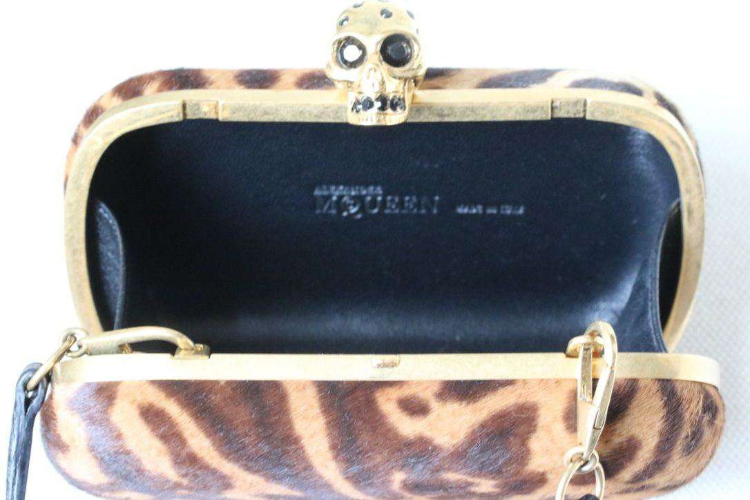 ALEXANDER MCQUEEN PONY HAIR SKULL BOX CLUTCH - Image 2