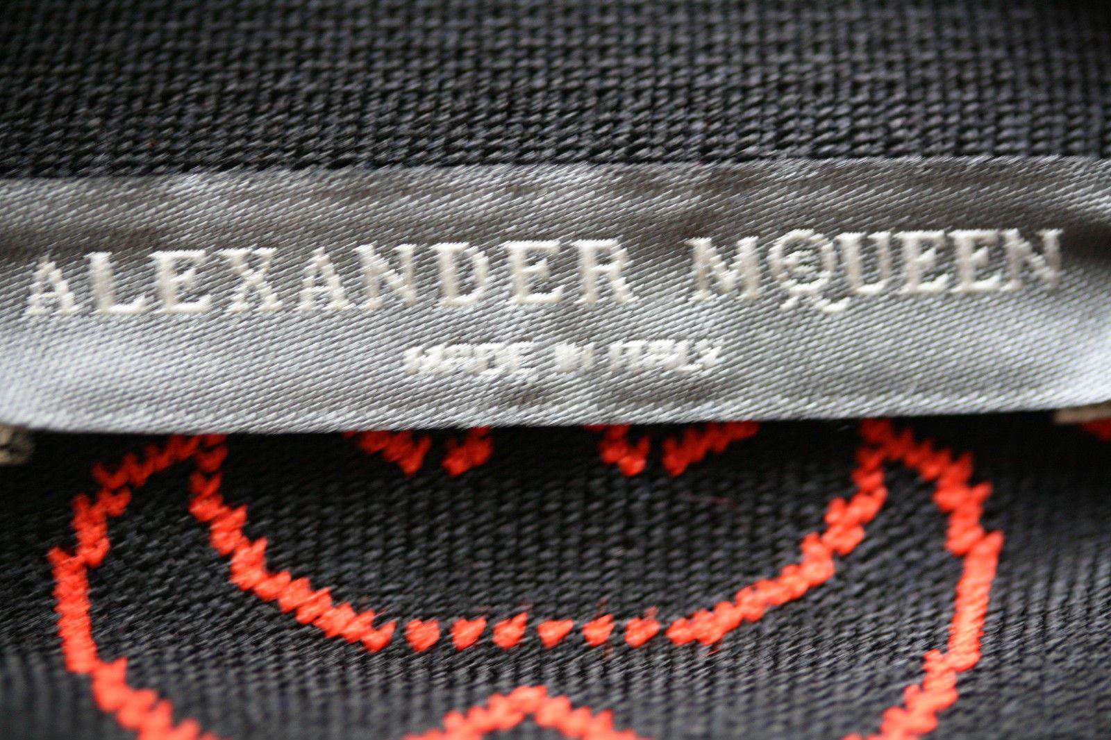 ALEXANDER MCQUEEN RED SPRAY CROSS TOP AND SKIRT XXS & XS - Image 8