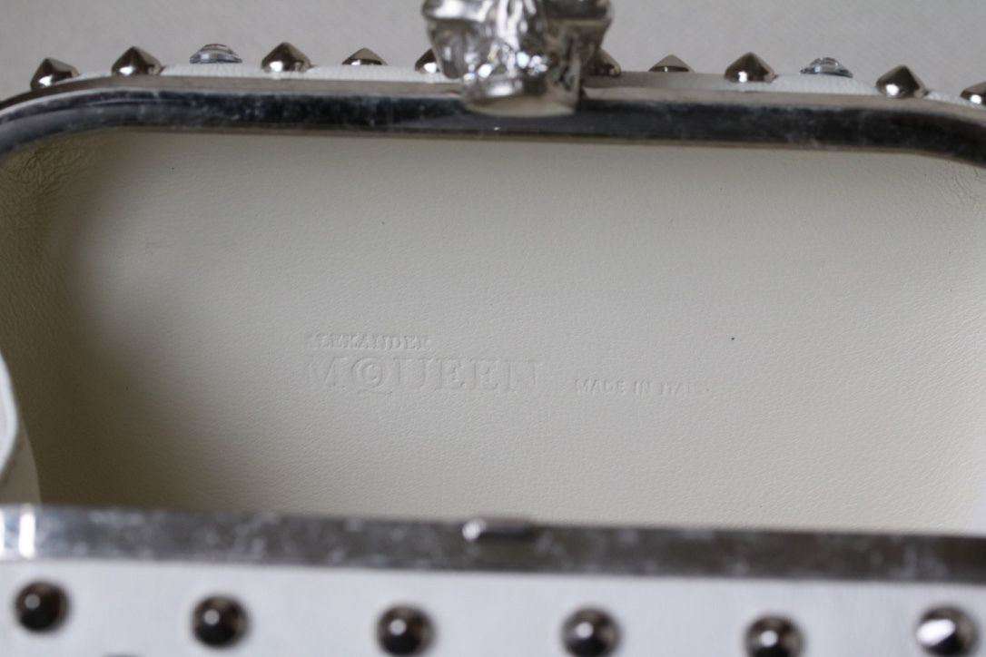 ALEXANDER MCQUEEN STUDDED CRYSTAL SKULL BOX CLUTCH - Image 8
