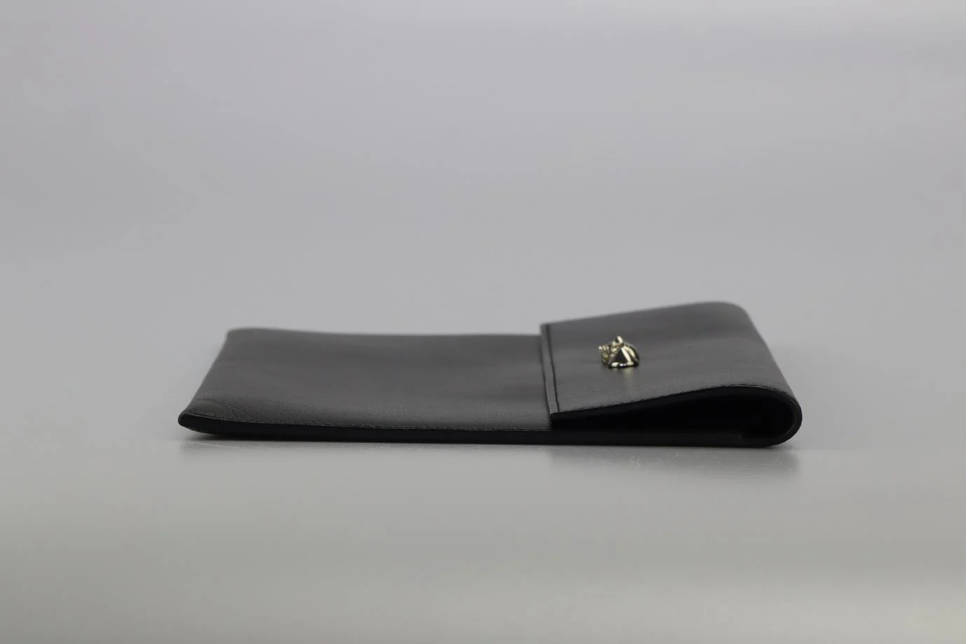 ALEXANDER MCQUEEN STUDDED LEATHER CLUTCH - Image 5
