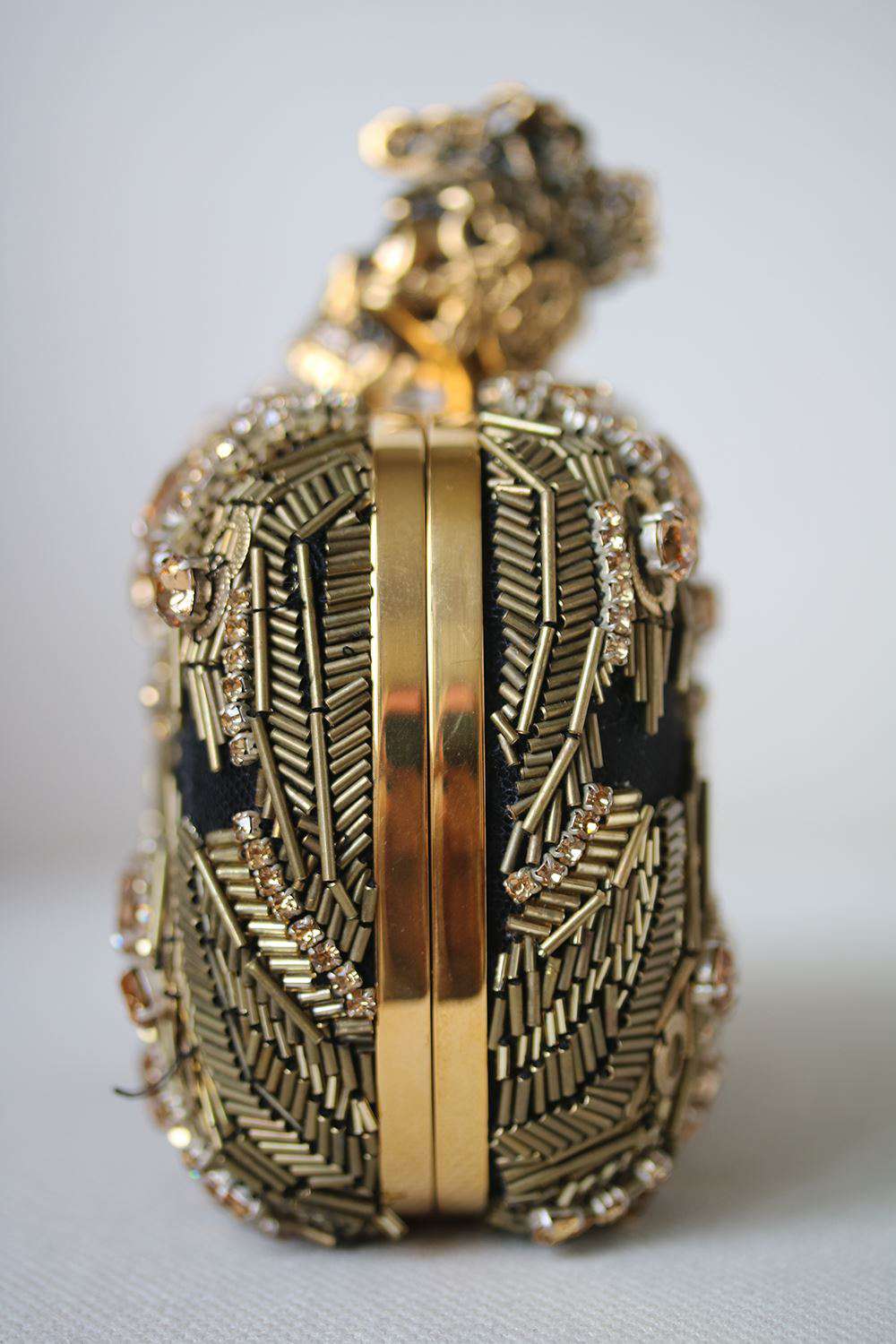 ALEXANDER MCQUEEN THE SKULL CRYSTAL EMBELLISHED BOX CLUTCH - Image 2