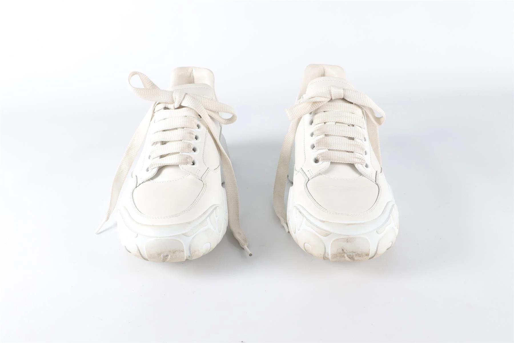 ALEXANDER MCQUEEN WHITE OVERSIZED COURT LEATHER SNEAKERS EU 37 UK 4 US 7 - Image 3