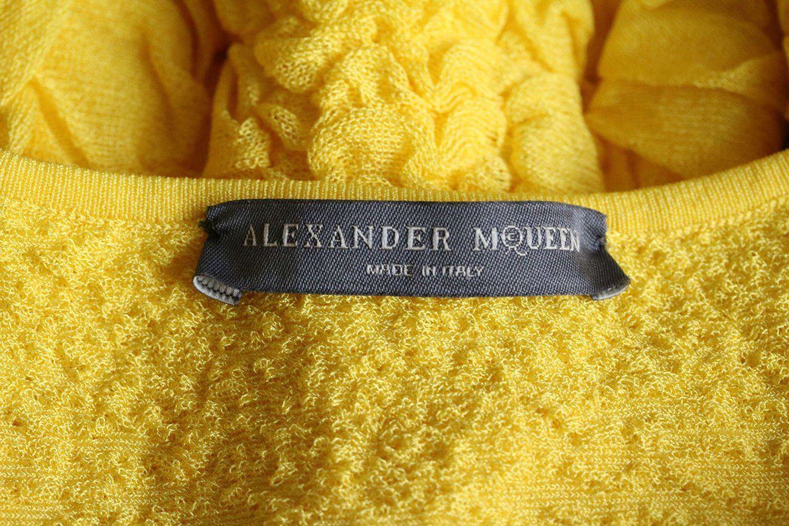 ALEXANDER MCQUEEN YELLOW KNITTED DRESS SMALL - Image 3