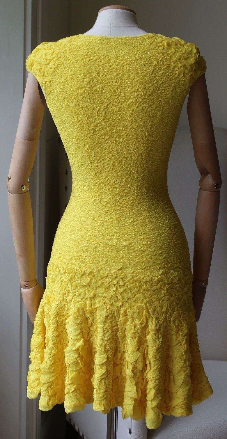 ALEXANDER MCQUEEN YELLOW KNITTED DRESS SMALL - Image 4