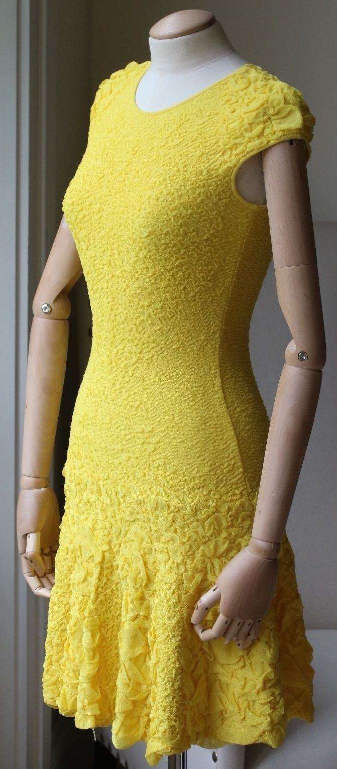 ALEXANDER MCQUEEN YELLOW KNITTED DRESS SMALL - Image 7