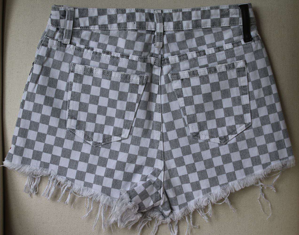 ALEXANDER WANG BITE DENIM SHORTS IN CHECKERBOARD PRINT W24 UK 6 - Image 4