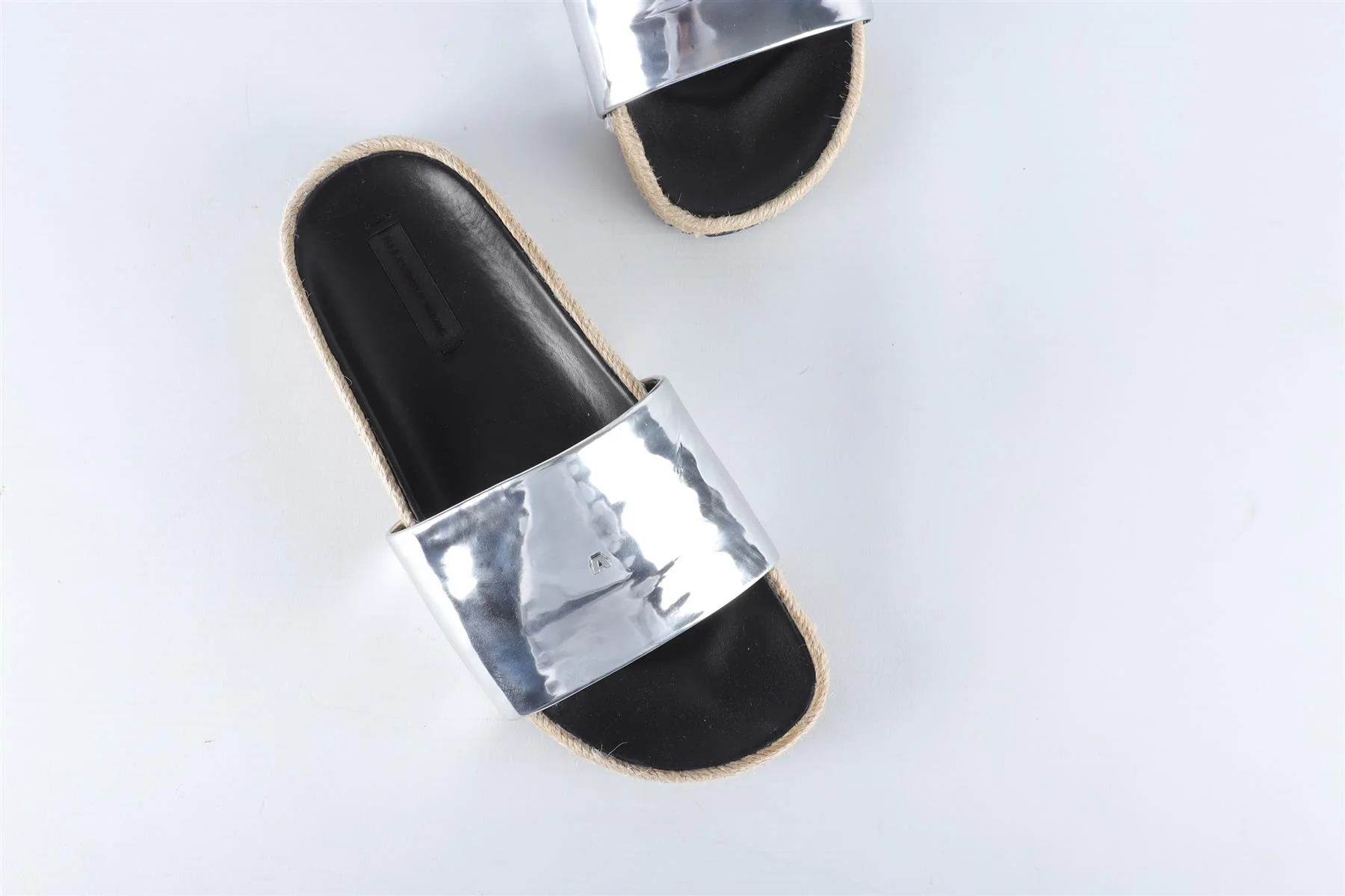ALEXANDER WANG SILVER LEATHER SLIDES EU 36.5 UK 3.5 US 6.5 - Image 4