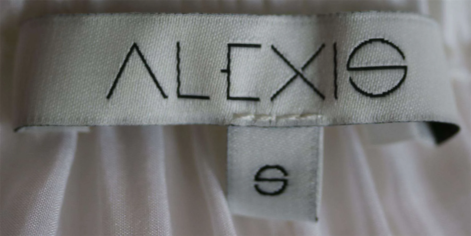 ALEXIS OFF THE SHOULDER CROCHET TRIM PLAYSUIT SMALL - Image 4