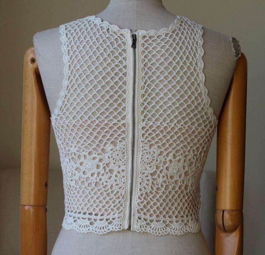 ALICE AND OLIVIA CROCHET CROP TOP SMALL - Image 3