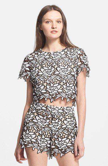 ALICE AND OLIVIA EVE EMBROIDERY LACE TOP SMALL/P - Image 2