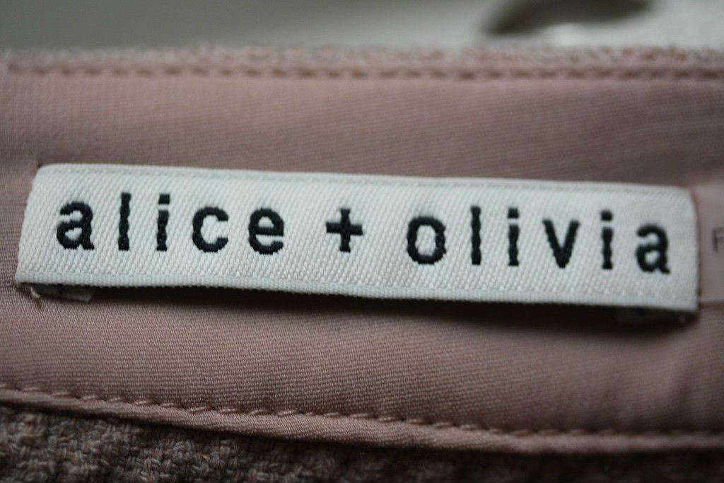 ALICE + OLIVIA TESS TOP AND ABBY SKIRT EXTRA SMALL - Image 6