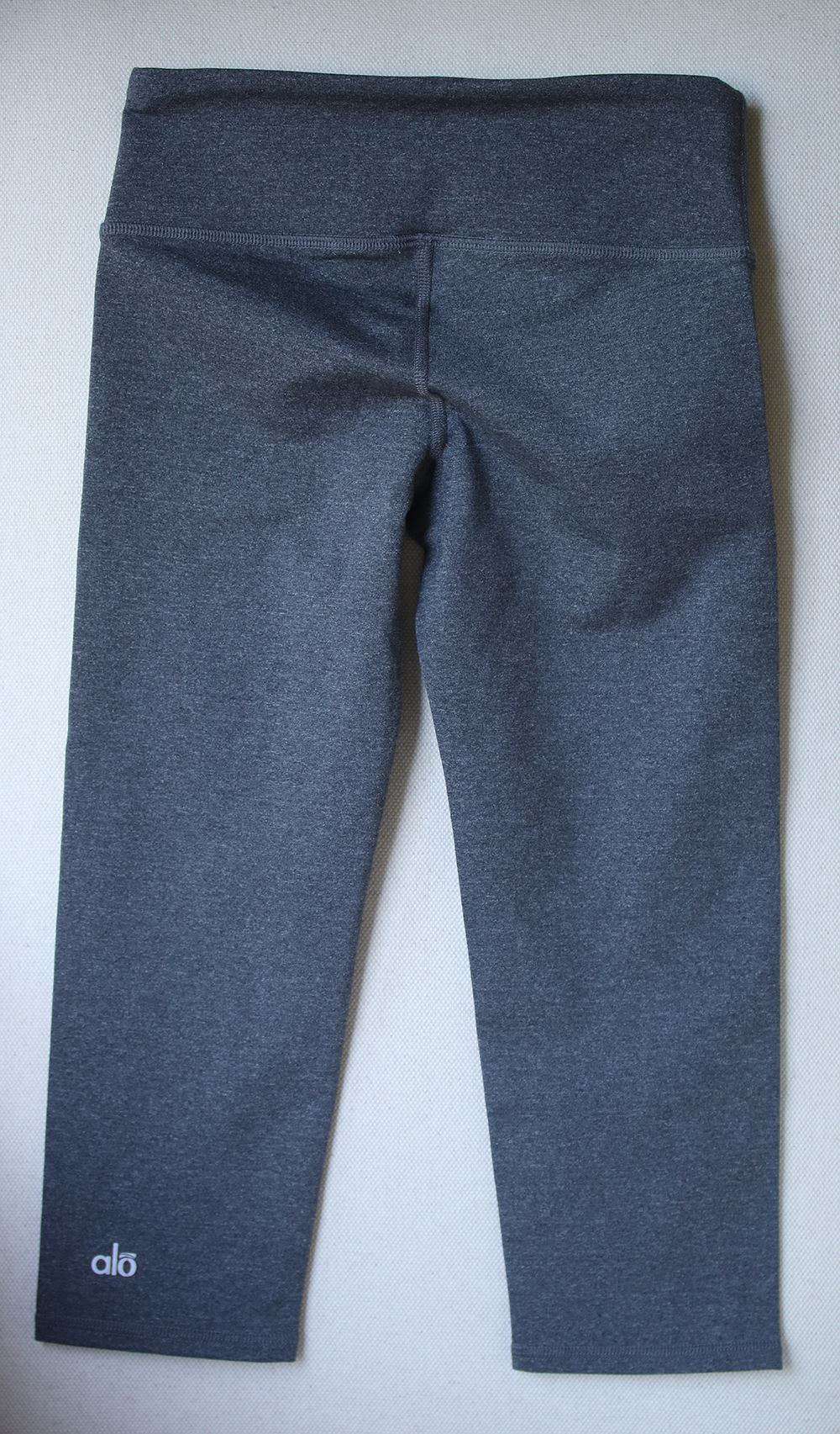 ALO YOGA AIRBRUSH MARL CAPRI LEGGINGS XXSMALL - Image 4