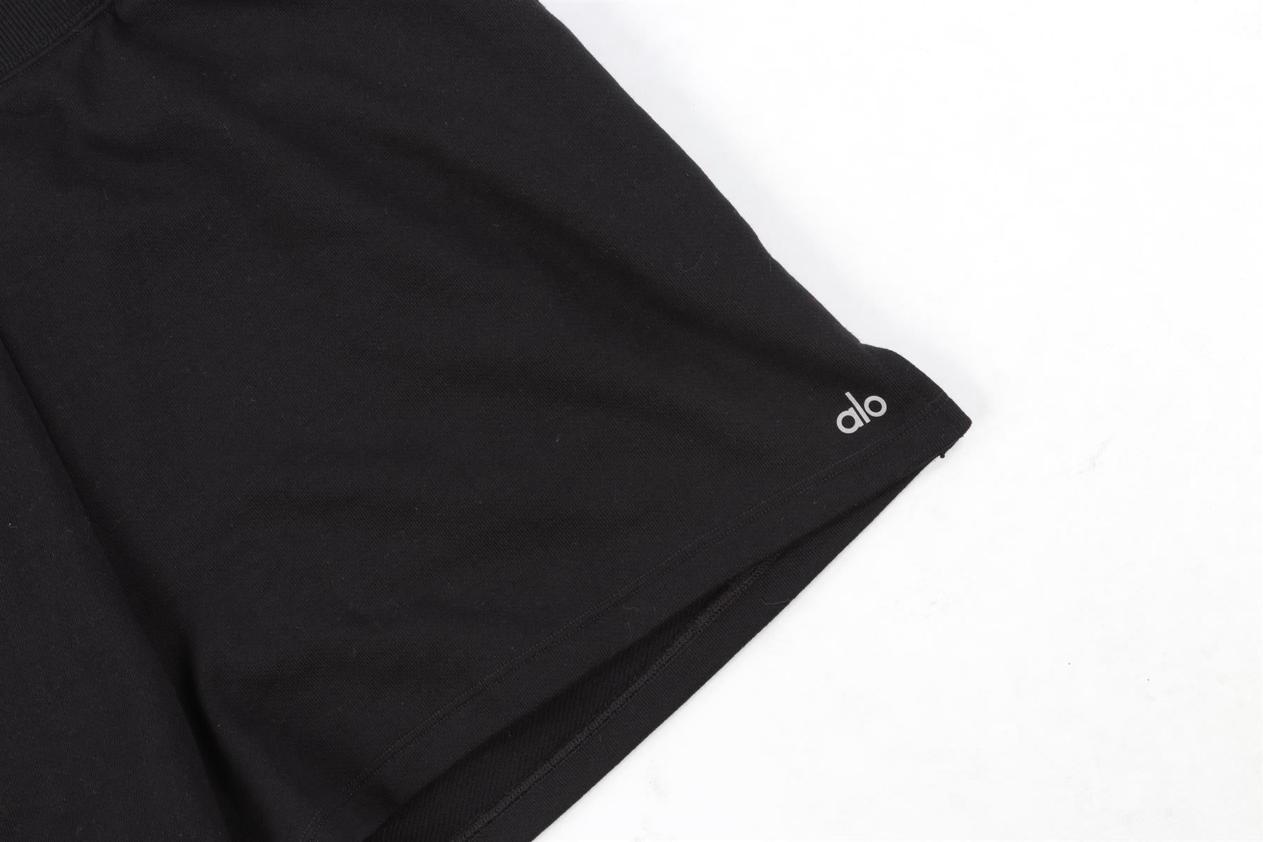 ALO YOGA BLACK COTTON SHORTS LARGE - Image 3