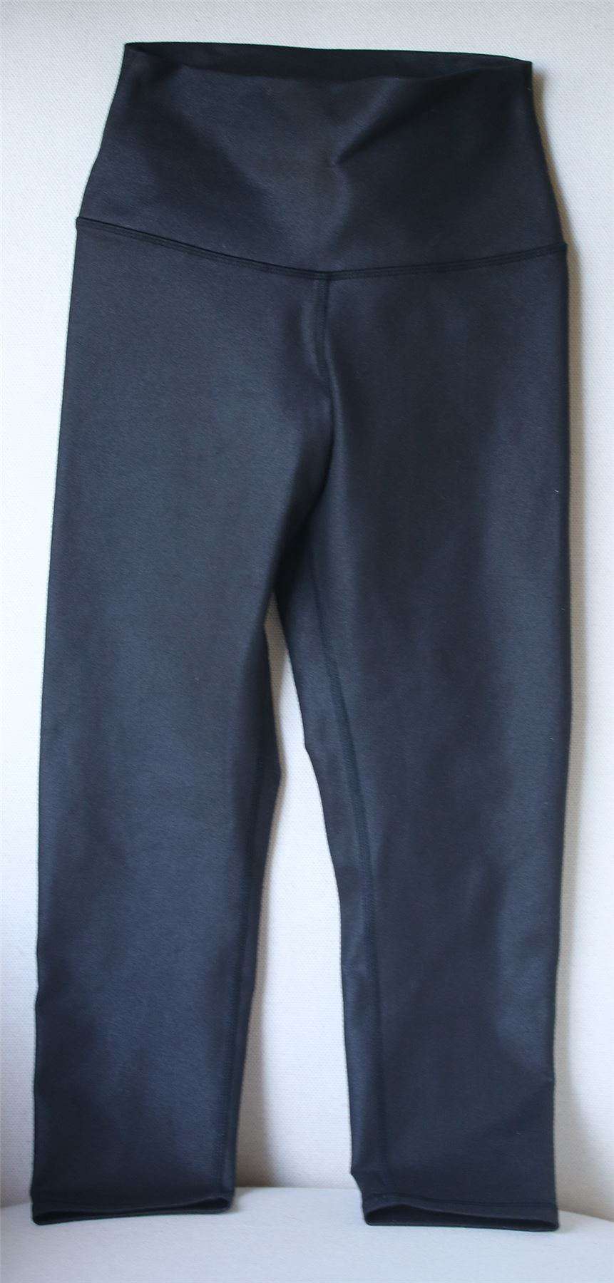 ALO YOGA HIGH-WAISTED AIRBRUSH CAPRI LEGGINGS XSMALL - Image 3