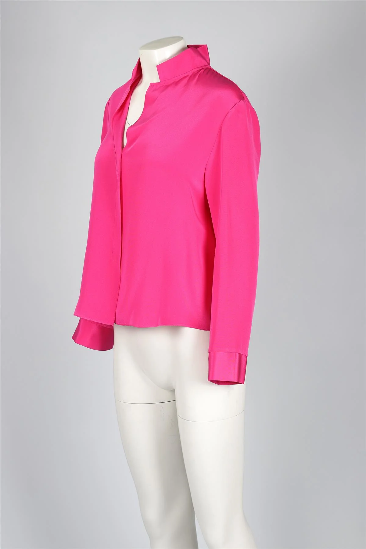A'MAREE'S PINK SILK TOP MEDIUM - Image 3
