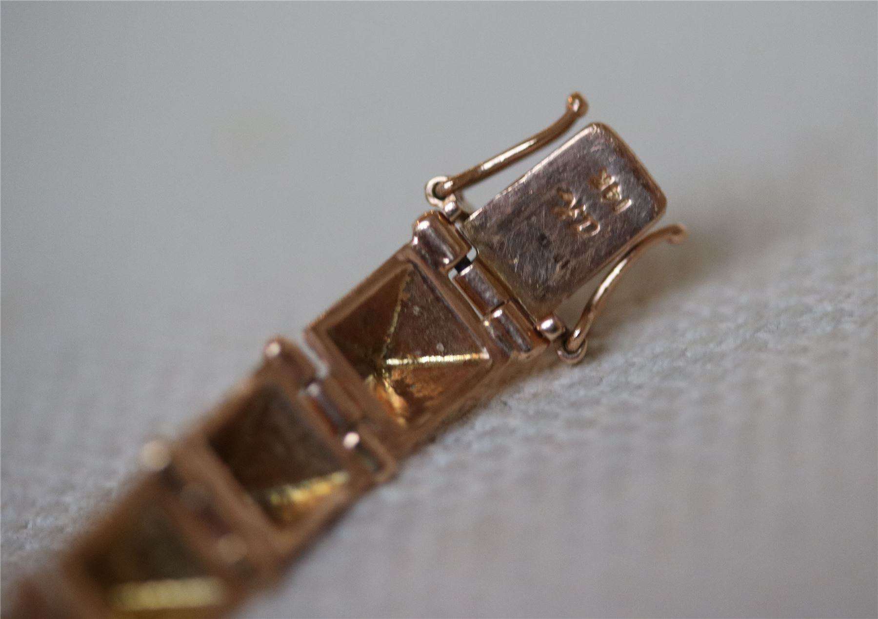 ANITA KO MEDIUM SPIKE BRACELET WITH ONE DIAMOND SPIKE - Image 6